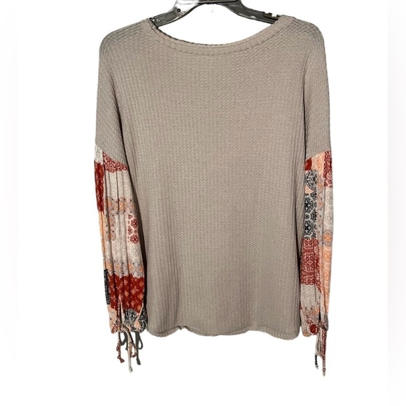 In Loom Women’s Waffle Knit Boho Blouse - Picture 3 of 7